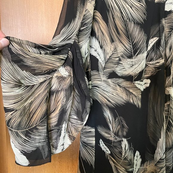 Diane von Furstenberg Feather Pattern Silk Tunic Blouse - Picture 3 of 7